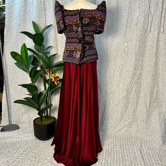 Patterned Style Inabel (wooven) blouse Terno & Red Maroon Charmeuse Full Skirt - Picture 8 of 8